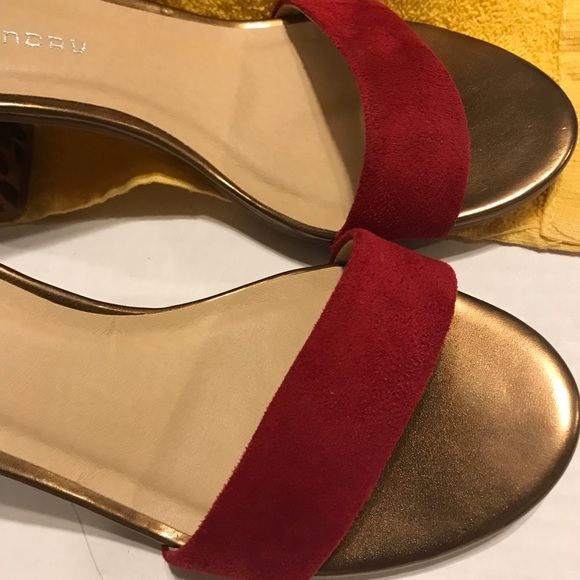 C L by Chinese Laundry 6.5 - Picture 5 of 11